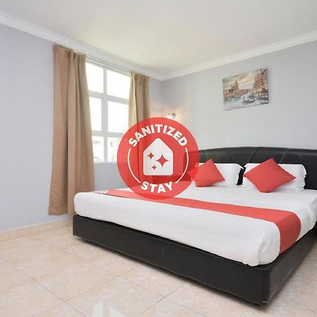 โอโย 892 โฮเต็ล แกรนด์ นาเดีย Hotel ลาบวน ภายนอก รูปภาพ