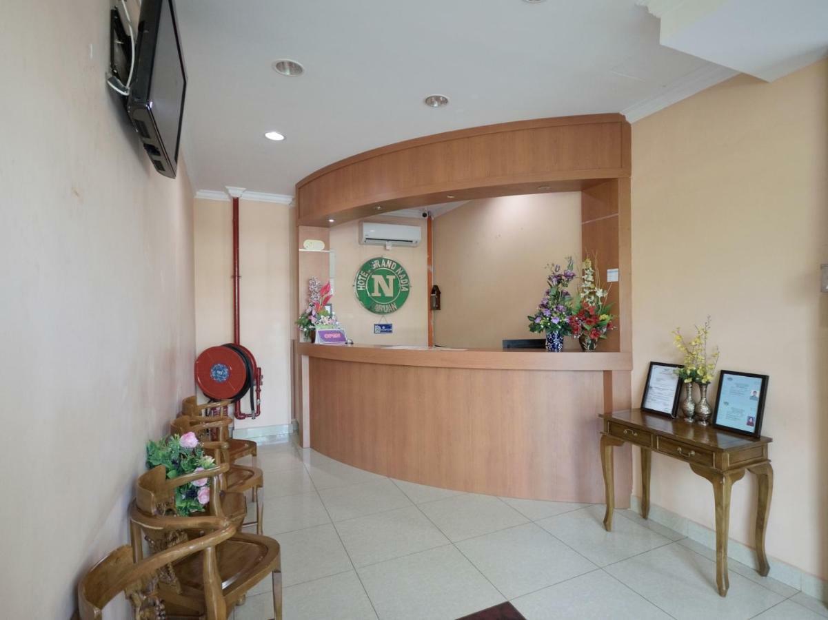 โอโย 892 โฮเต็ล แกรนด์ นาเดีย Hotel ลาบวน ภายนอก รูปภาพ